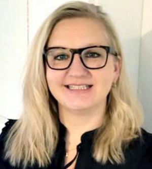  Jarmila A. Zdanowicz, MD