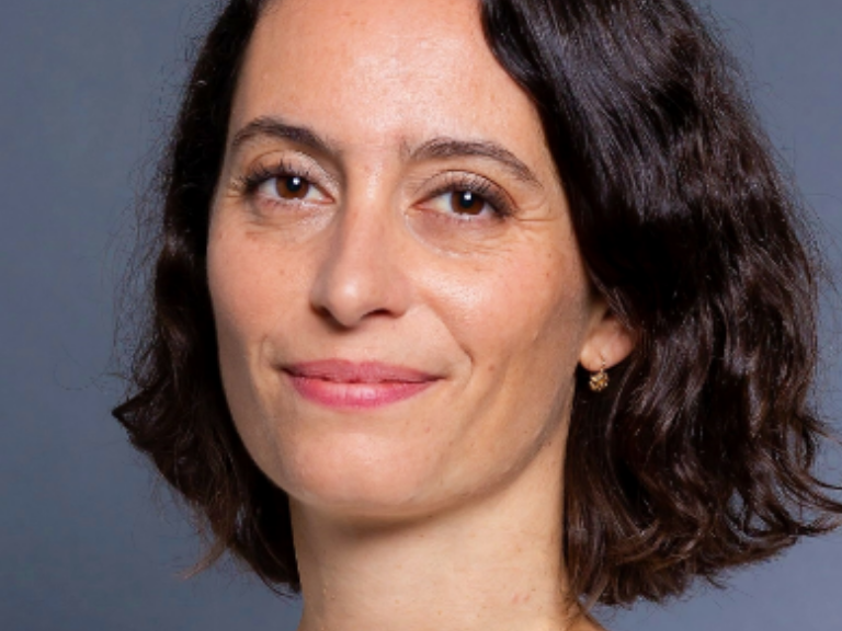Portrait of Prof. Angèle Gayet-Ageron