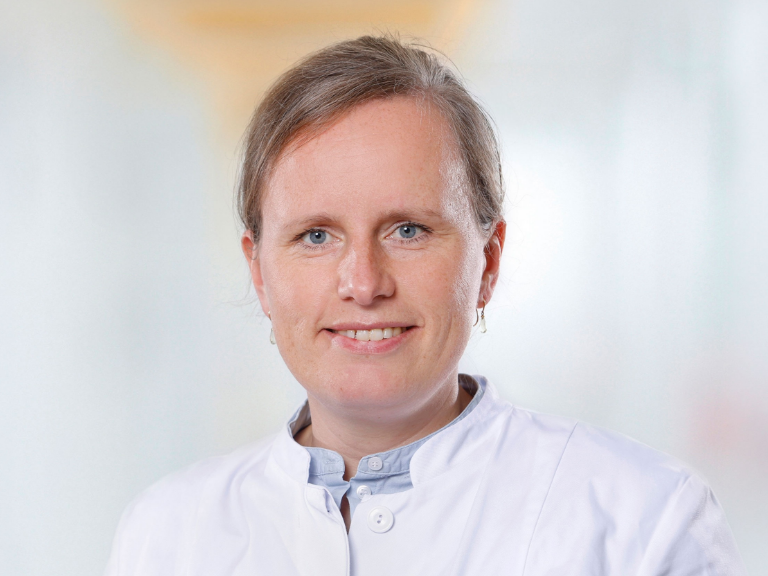Portrait von Prof. Lena-Christin Conradi