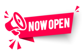 Megafon mit Schriftzug "Now Open"